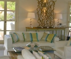 Villa-Aglaia-Living-room