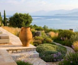 Villa-Aglaia-Outdoor-chill-area