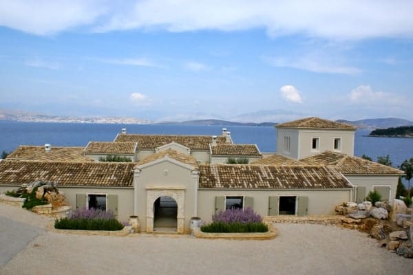 Villa-Cassia-Exterior