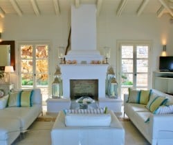 Villa-Cassia-Living-room