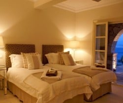 Villa-Cassia-Bedroom