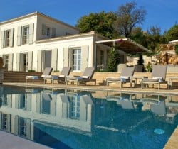 Villa-Cassia-Swimming-pool