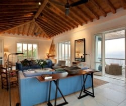 Villa Elara-Living room