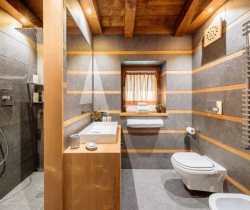 Chalet-Faloria-Bathroom