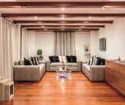 Chalet-Mietres-Living-area