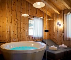 Chalet-Apartment-Sandera-Jacuzzi