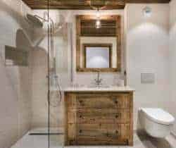 Chalet-Anemone-Bathroom
