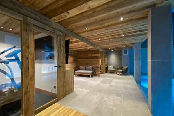 Chalet-Aubert-Fitness-room-and-Spa-area