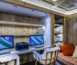 Chalet Austen-Office
