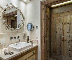 Chalet Basile-Bathroom