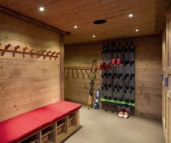 Chalet Bernice-Ski room