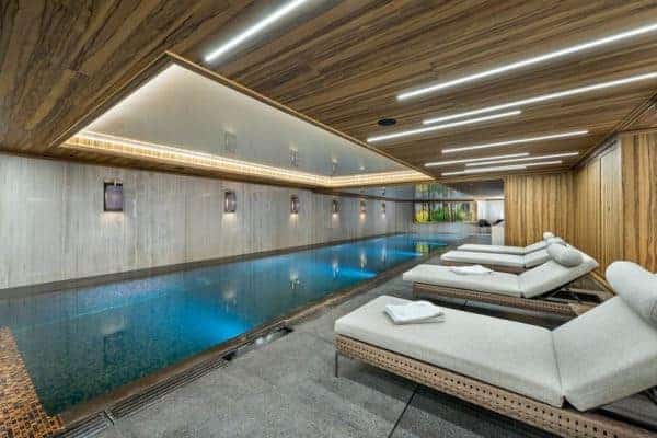 Chalet-Blossom-Swimming-pool