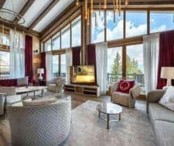 Chalet-Blossom-Living-area
