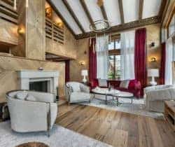 Chalet-Blossom-Living-area