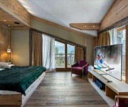 Chalet-Blossom-Bedroom