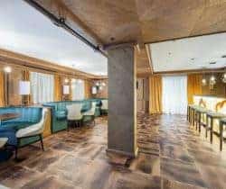 Chalet-Blossom-Bar-and-nightclub