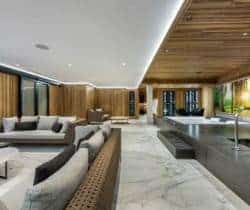 Chalet-Blossom-Lounge-area