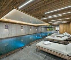 Chalet-Blossom-Swimming-pool