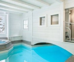 Chalet Dumas-Swimming pool and jacuzzi