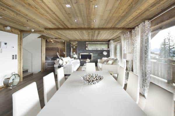 Chalet Eve-Dining_room