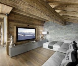 Chalet Eve-TV_room