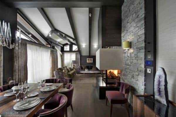 Chalet Kurma: Living and dining area