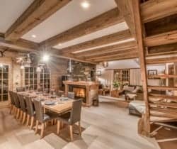 Chalet-Namaste-Dining-area