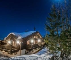 Chalet-Namaste-Exteriors-by-night