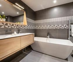 Chalet-Rosiere-Bathroom