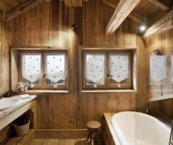 Chalet-Sage-Bathroom