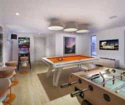 Chalet-Saint-Games-room