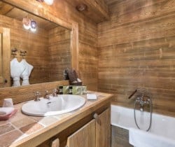 Chalet Tovet-Bathroom