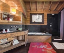 Chalet Tovet-Bathroom