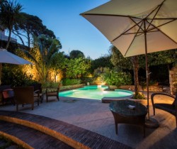 34Villa-Adele-Swimming-pool-by-night