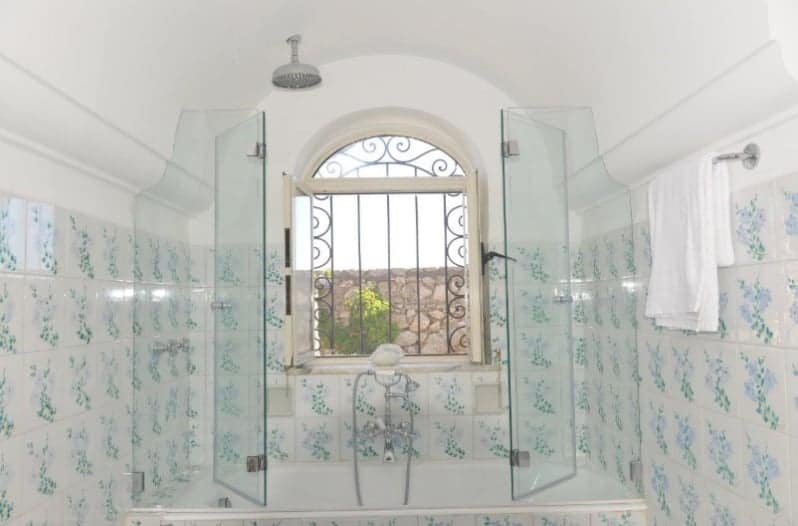 Villa Adriano-Bathroom