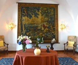 Villa Adriano-Entrance hall