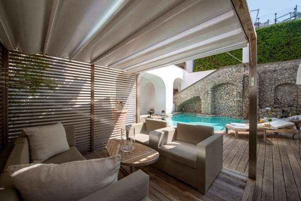 Villa-Splendore-Guesthouse-outdoor-chill-out-area