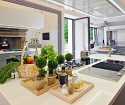 Villa-Splendore-Kitchen