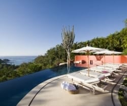 Villa Cactus - Outside view & pool