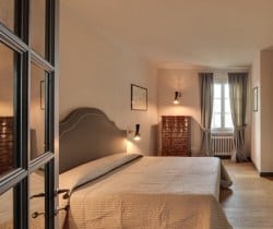 Villa-Cristofano-Bedroom