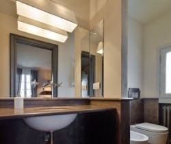 Villa-Cristofano-Bathroom