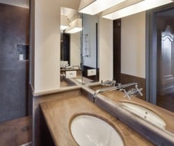 Villa-Cristofano-Bathroom