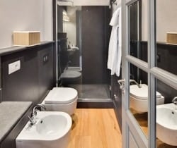 Villa-Cristofano-Bathroom