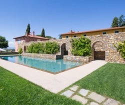 Villa-Cristofano-Swimming-pool