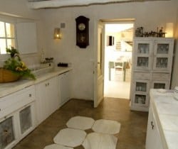 Villa-Bonita-Kitchen