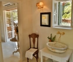 Villa-Bonita-Bathroom