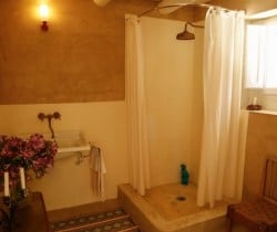 Villa-Bonita-Bathroom