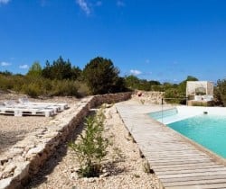 Villa Daisy-Swimming pool area