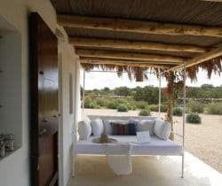 Villa Deiene: Outdoor chill out area