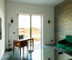 Villa Fransisco-office area